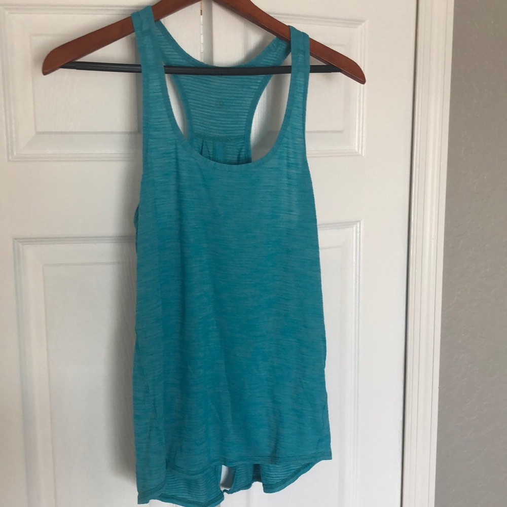 Lululemon tank